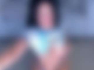 Live cam show with AlessaRomero - Living Room on CamClone