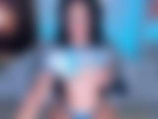 Live cam show with AlessaRomero - Average on hornycams.live