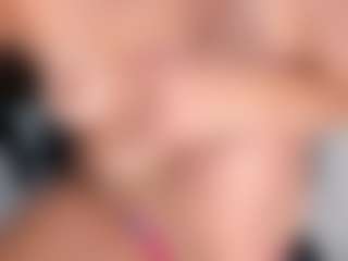 AlessaRomero's Live Sex Cam Show