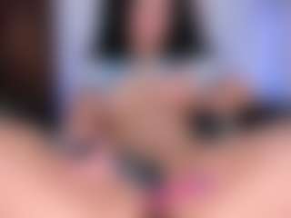 AlessaRomero's Live Sex Cam Show