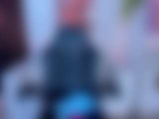 Live cam show with AlessaRomero - Petite on Livezox