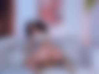 AlessaRomero's Live Sex Cam Show