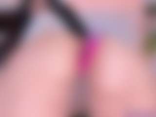 AlessaRomero's Live Sex Cam Show