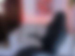 Live-Cam-Show mit AlessaRomero - Average auf Camsoda