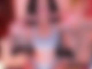 Live cam show with AlessaRomero - Flashing on liverealitysex.com