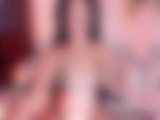 Live cam show with AlessaRomero - Average on Camsoda