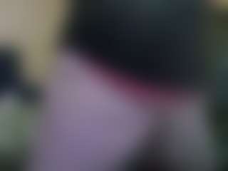 Live cam show with lesjuschill - Tease on SpunkLive