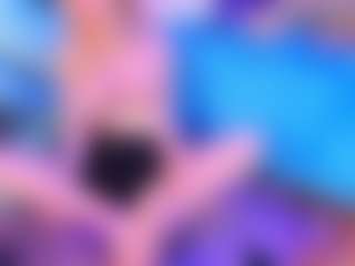 Live cam show with AliceBenet - Teen (18+) on Camsoda