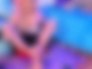 Live cam show with AliceBenet - Skinny on Camsoda