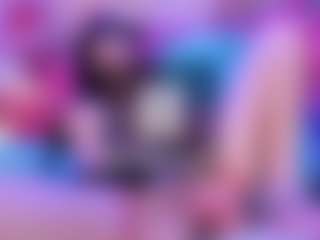 Live cam show with AliceBenet - Red Hair on CamSodaAdn
