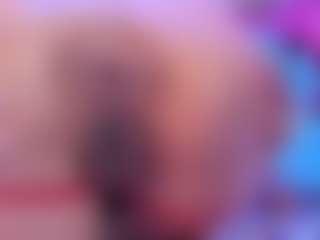 Live cam show with AliceBenet - Teen (18+) on xDating