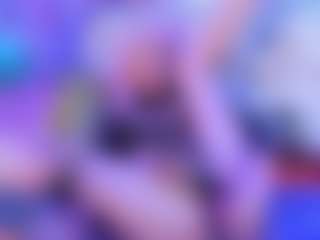Live cam show with AliceBenet - Skinny on Cam Slut