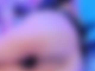 Live cam show with AliceBenet - Shaved Pussy on Soda Cam