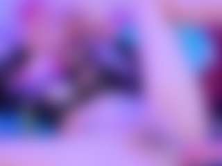 Live cam show with AliceBenet - Creamy on TeamSkeetLive