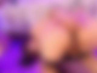 AliceBenet's Live Sex Cam Show