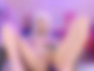 Live cam show with AliceBenet - Tease Red Hair on madthumbs