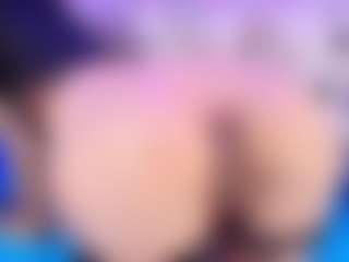 Live cam show with AliceBenet - Red Hair Squirt on Hubzter Live