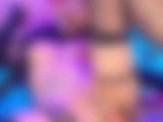 Live cam show with AliceBenet - Big Ass on Dolls Live