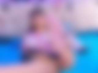 Live cam show with AliceBenet - Red Hair on sexylive.show