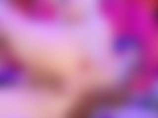 Live cam show with AliceBenet - Red Hair Shaved Pussy on AdultVida.com