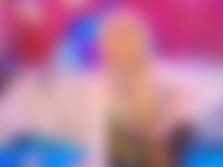 Live cam show with AliceBenet - Lush on madthumbs