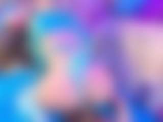 Live cam show with AliceBenet - Brown Eyes on liverealitysex.com