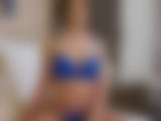 Live cam show with BrianaKennedi - Squirt on Soda Cam
