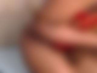 Live cam show with candyfoxie - Ebony on Soda Cam | united states