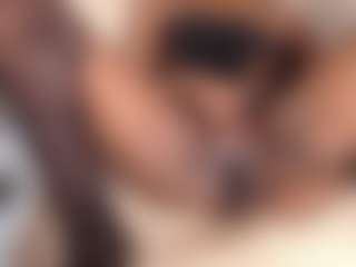 candyfoxie's Live Sex Cam Show