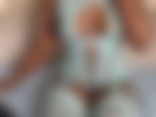 candyfoxie's Live Sex Cam Show
