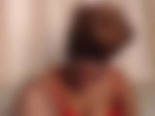 Live cam show with candyfoxie - Oil on sexylive.show
