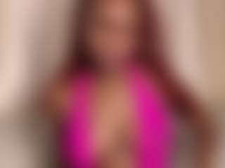 Spettacolo in cam dal vivo con candyfoxie - Ebony Teen (18+) su Camsoda
