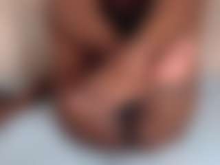 Live cam show with candyfoxie - Oil on Camsoda