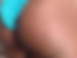 Live cam show with candyfoxie - Deepthroat on Camsoda