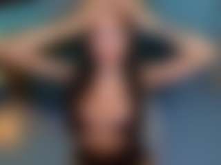 Live cam show with Jennifer Camila - Cum Swallowing on MyBangCams