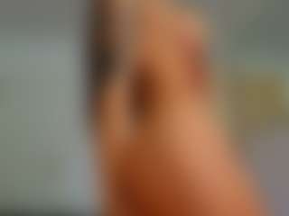 Live cam show with Jennifer Camila - Cum Swallowing on Milf Play