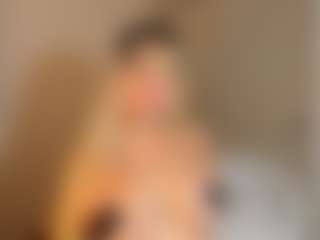 Rouse-hallberg's Live Sex Cam Show