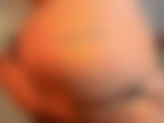 Live cam show with Rouse-hallberg - Asian BBW on studioflirtlive.com