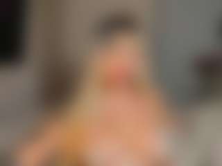 Live cam show with Rouse-hallberg - Asian Squirt on Free Soda