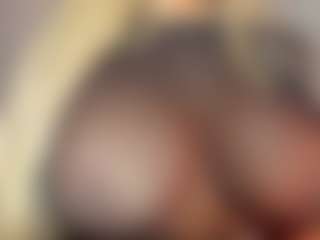 Rouse-hallberg's Live Sex Cam Show