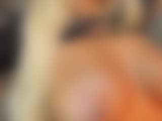 Live cam show with Rouse-hallberg - Asian Squirt on SinfulBabes