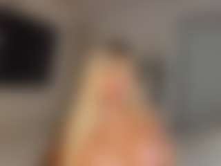 Live cam show with Rouse-hallberg - Tattoos Brown Hair on Stripli.com