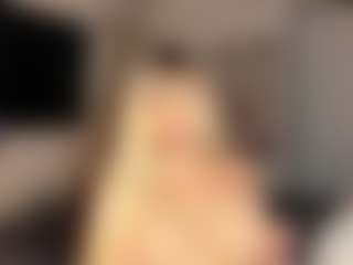 Live cam show with Rouse-hallberg - Asian Lush on Gym Cam Girls