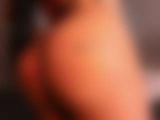 Live cam show with Rouse-hallberg - Brown Hair on CamwithHer