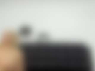 Live cam show with SABRINA-MED - Facial Piercings on Hubzter Live