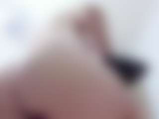 SABRINA-MED MILF webcam performer live streaming