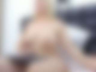 SABRINA-MED MILF webcam performer live streaming