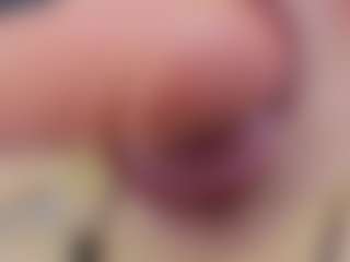 SABRINA-MED MILF webcam performer live streaming