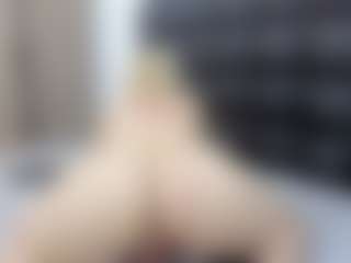 Live cam show with SABRINA-MED - Middle Aged on StripNow