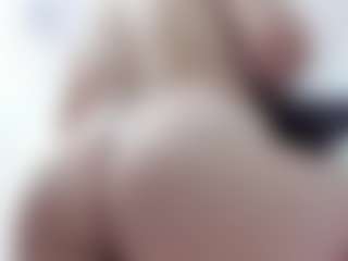 SABRINA-MED MILF webcam performer live streaming